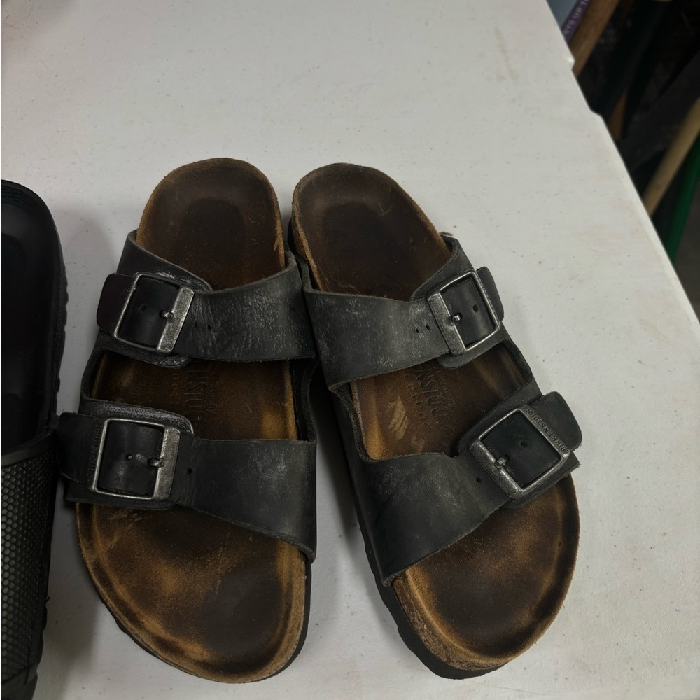 Leather women’s Birkenstocks size 36